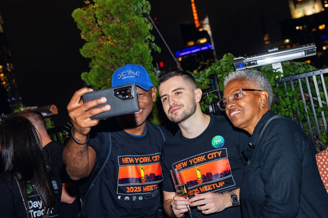 Members taking a selfie at the NYC meetup